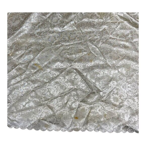 Vintage Formal Cream Ivory Floral Damask 58”x83” Vintage White Fabric Tablecloth - Picture 5 of 7